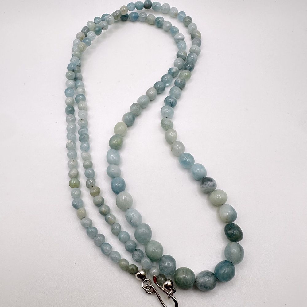 NWT 36" Jay King graduated aquamarine stone beaded necklace with 925 hook clasp!